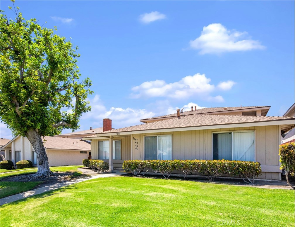 7440 Carnelian Street Property Photo 2