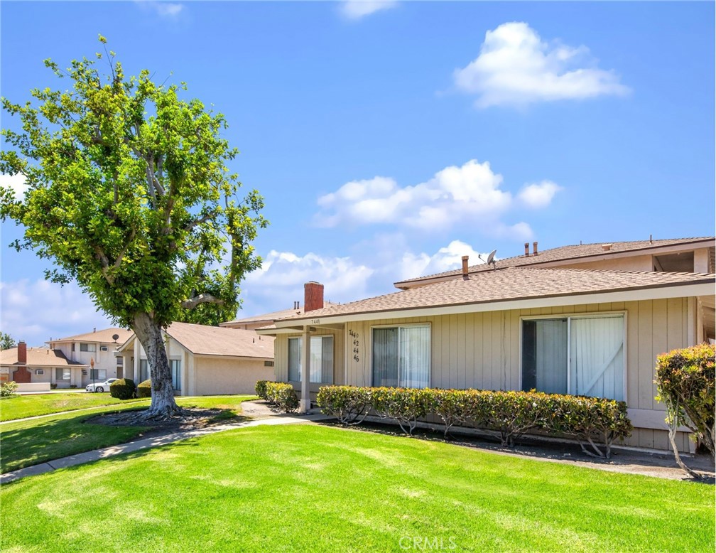 7440 Carnelian Street Property Photo 4