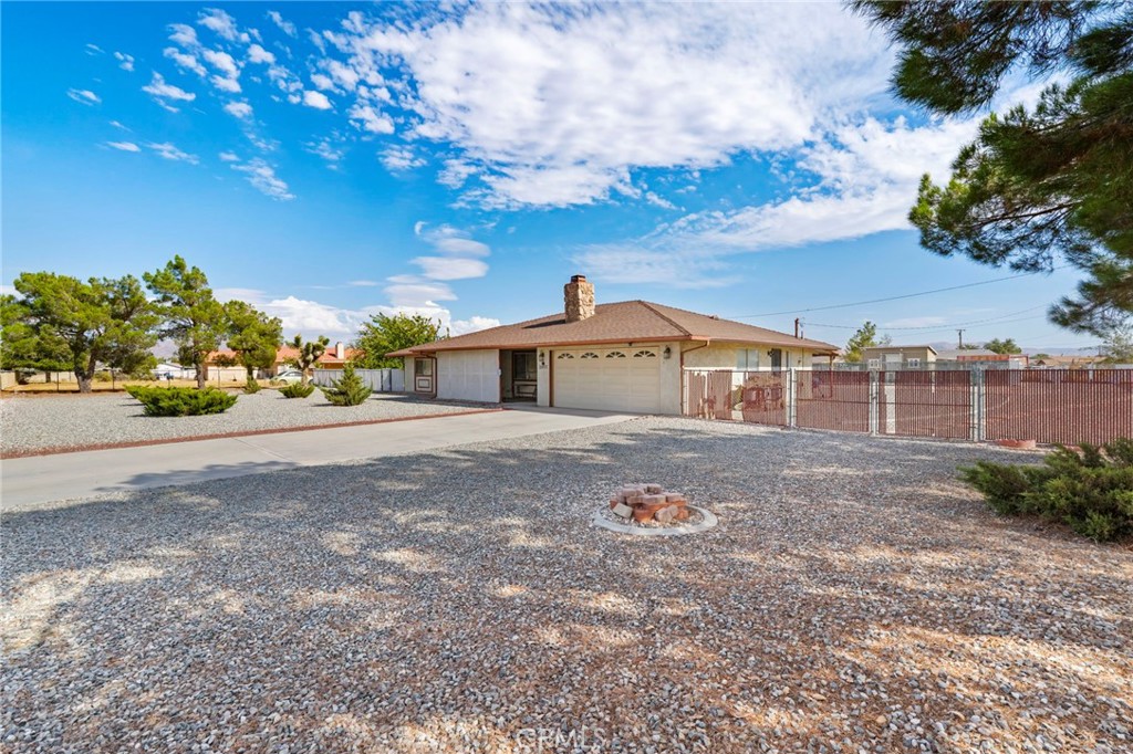20971 Thunderbird Road Property Photo 6