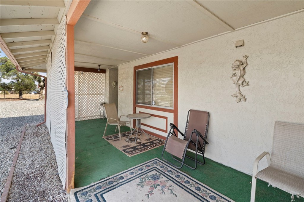 20971 Thunderbird Road Property Photo 7
