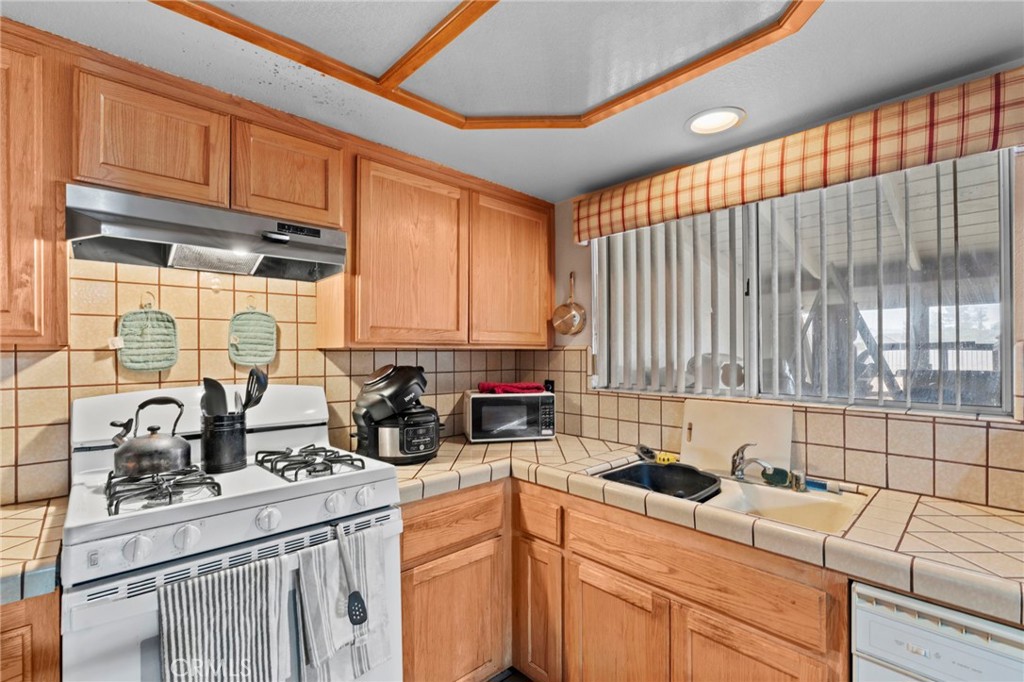 20971 Thunderbird Road Property Photo 22