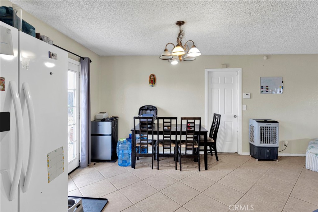 18907 Muskrat Avenue Property Photo 13