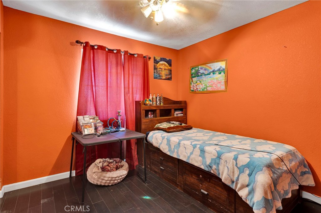18907 Muskrat Avenue Property Photo 17