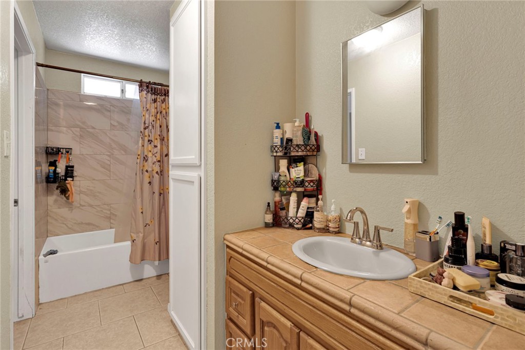 18907 Muskrat Avenue Property Photo 23