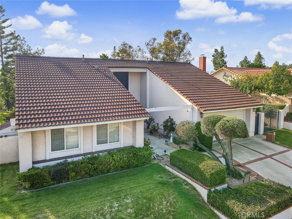 1801 Via Palomares Property Photo 3