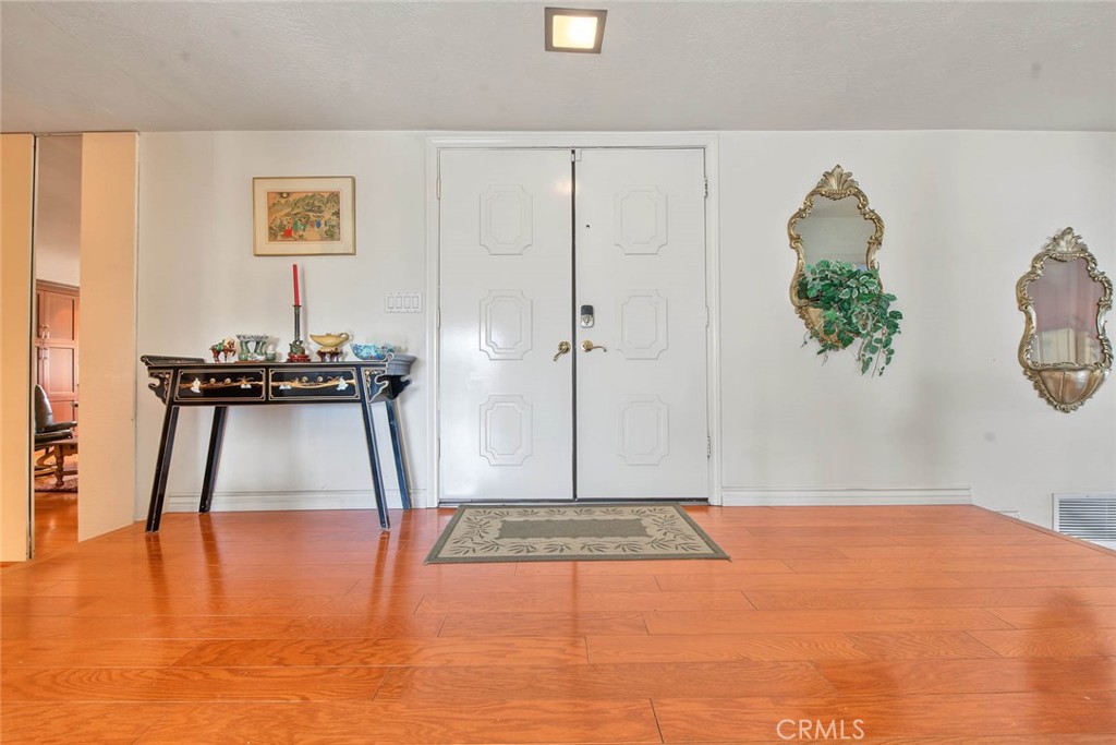 1801 Via Palomares Property Photo 9