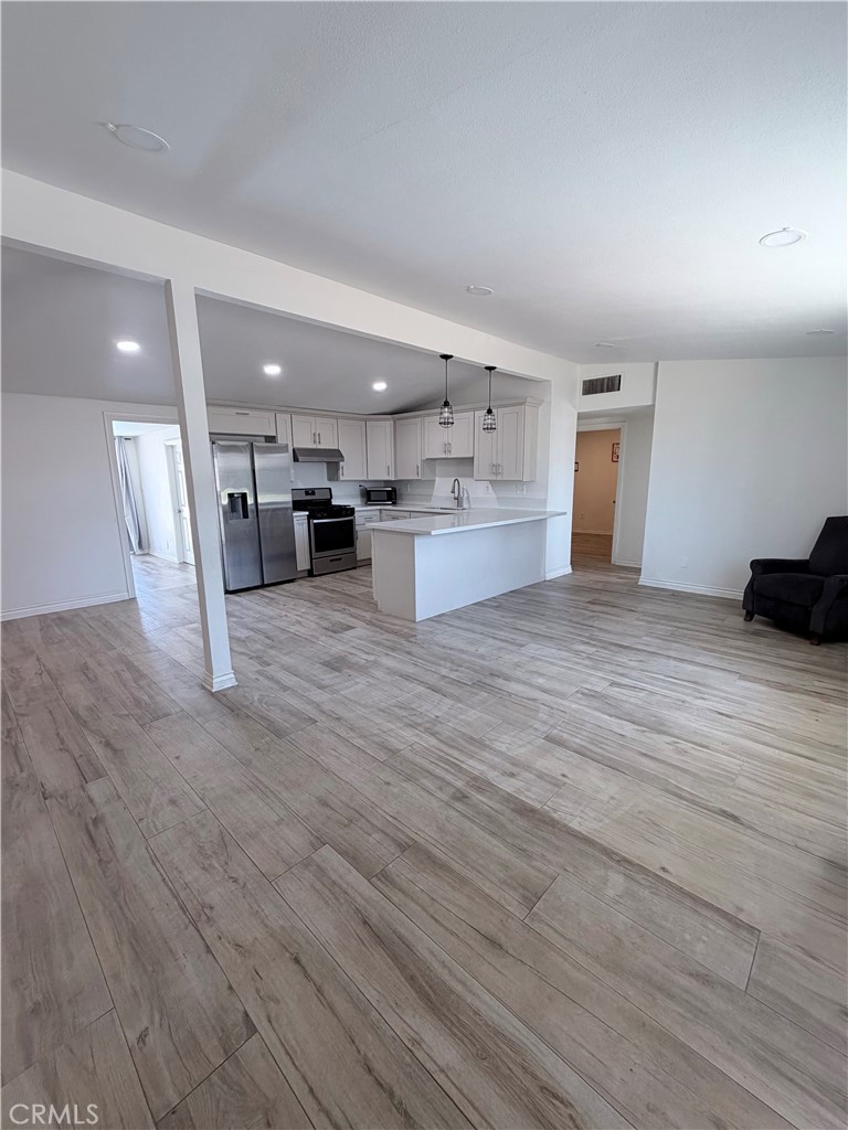 2045 Capri Property Photo 5