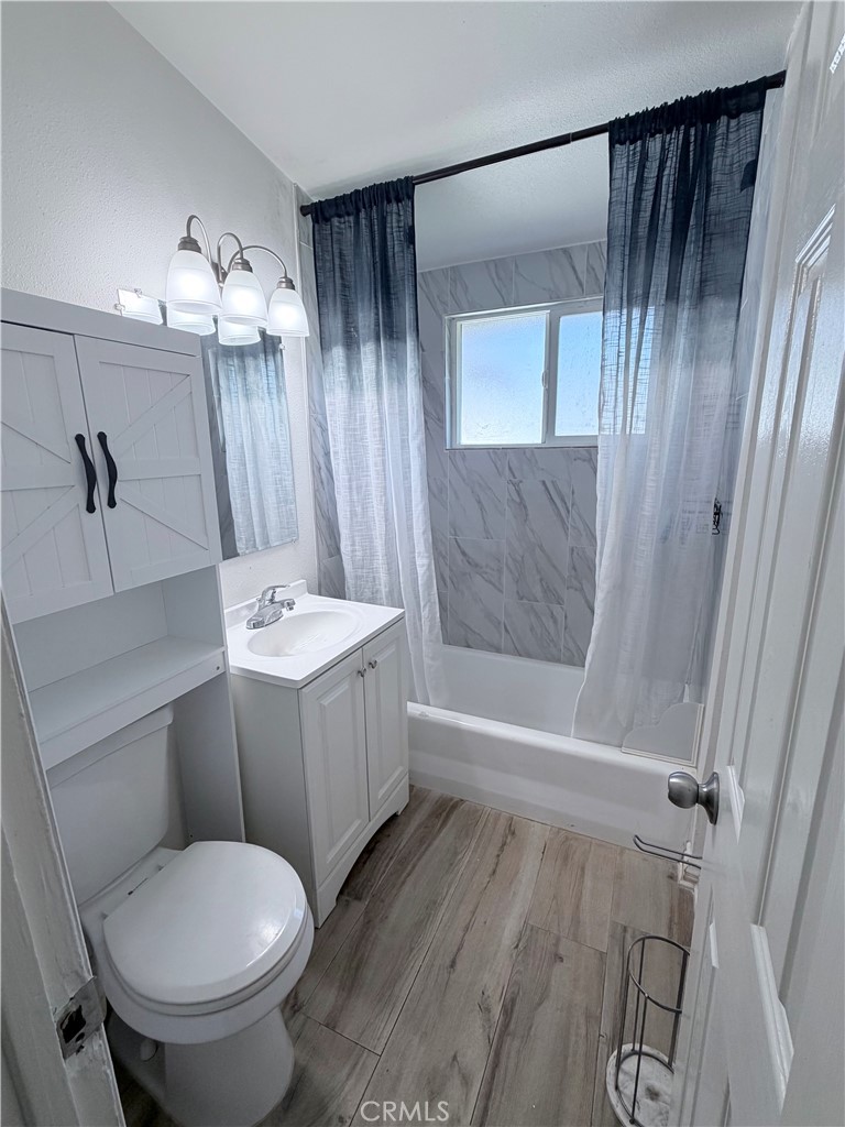2045 Capri Property Photo 18