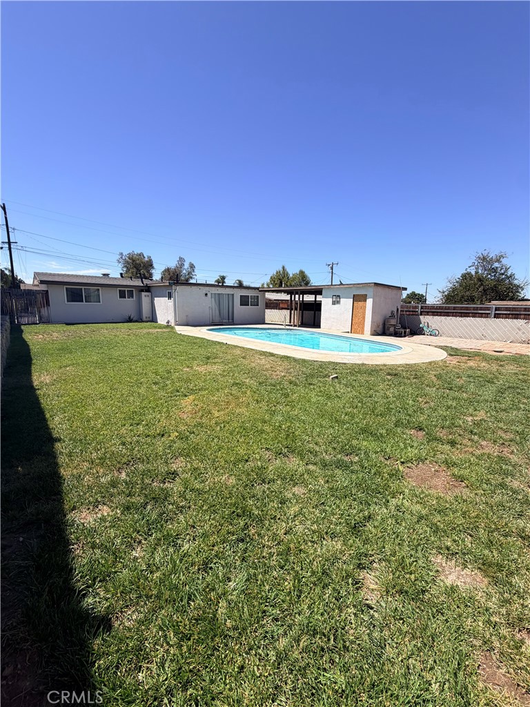 2045 Capri Property Photo 22