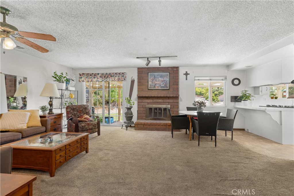 747 N Greenwood Avenue Property Photo 10