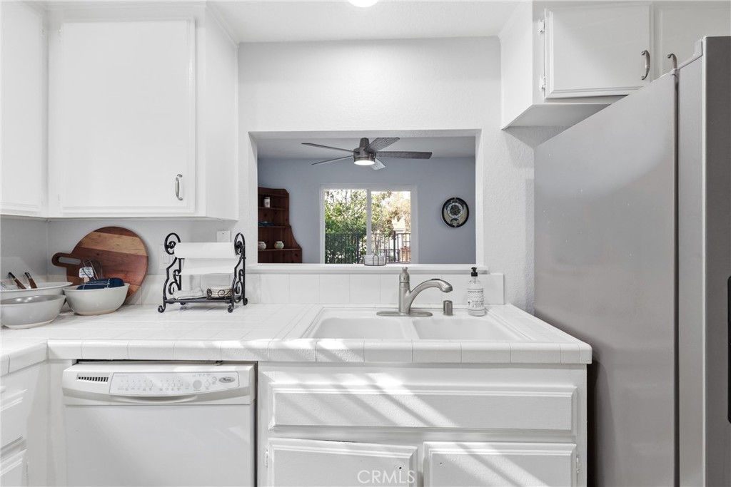 563 Wayland Court Property Photo 14