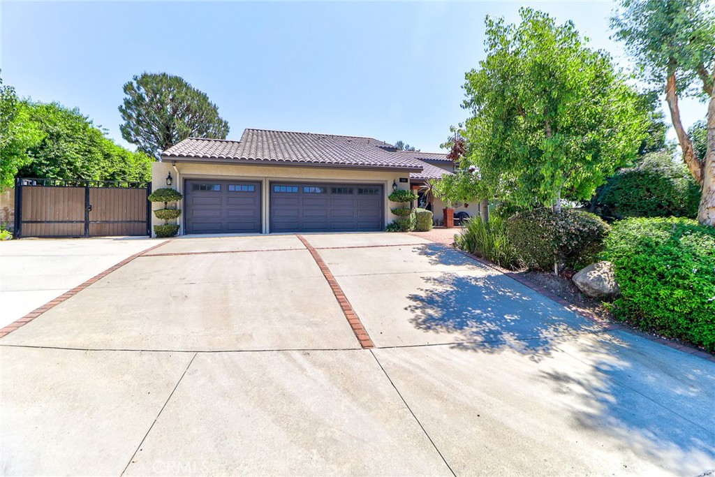 5341 Aquamarine Property Photo 1