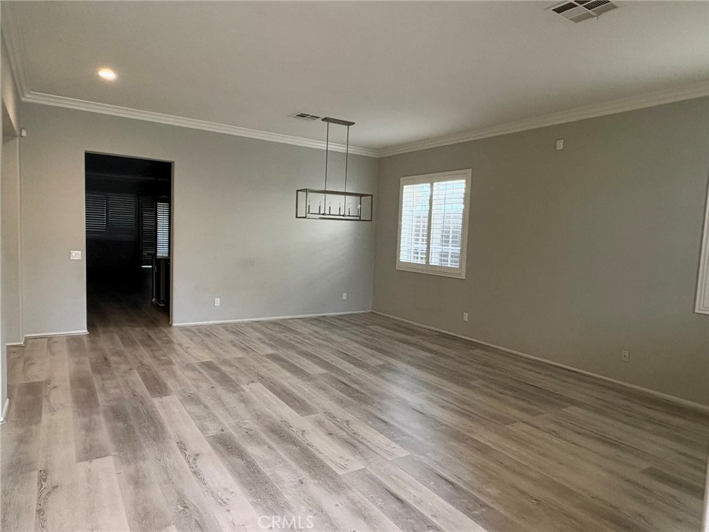 12169 Wembley Court Property Photo 3