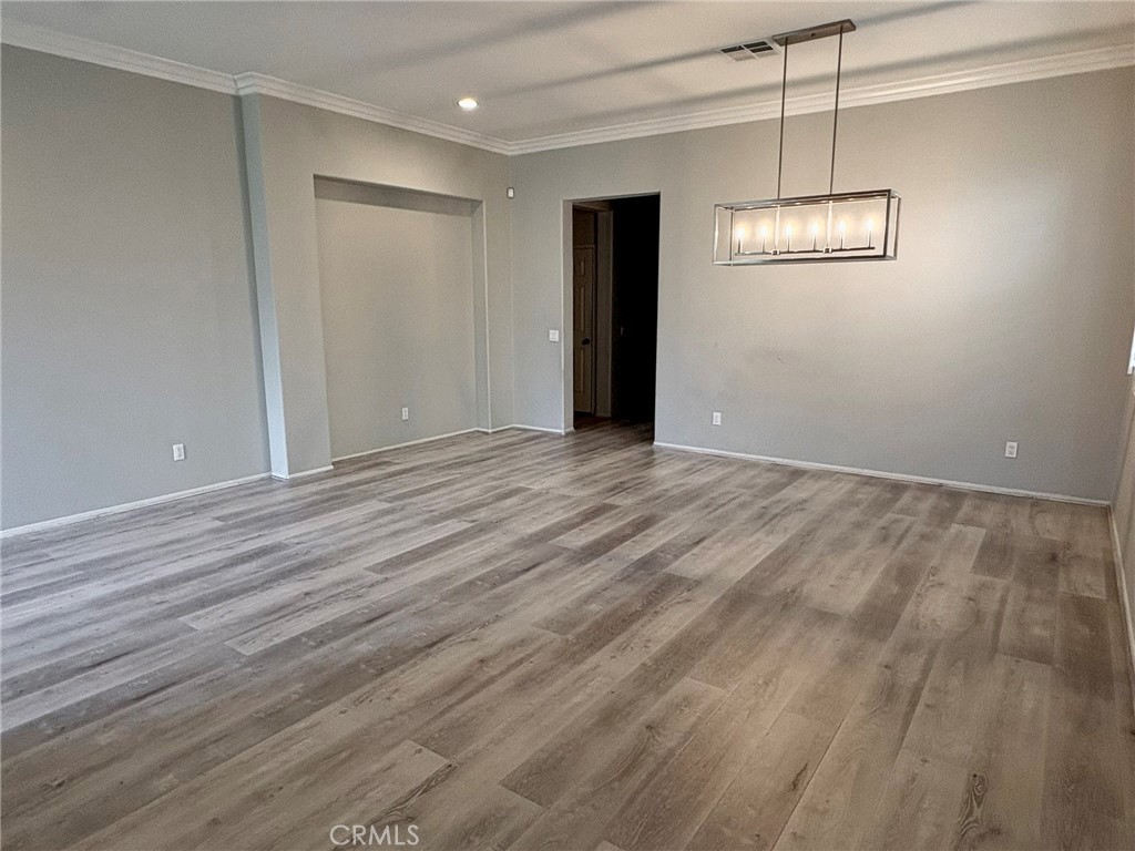 12169 Wembley Court Property Photo 4