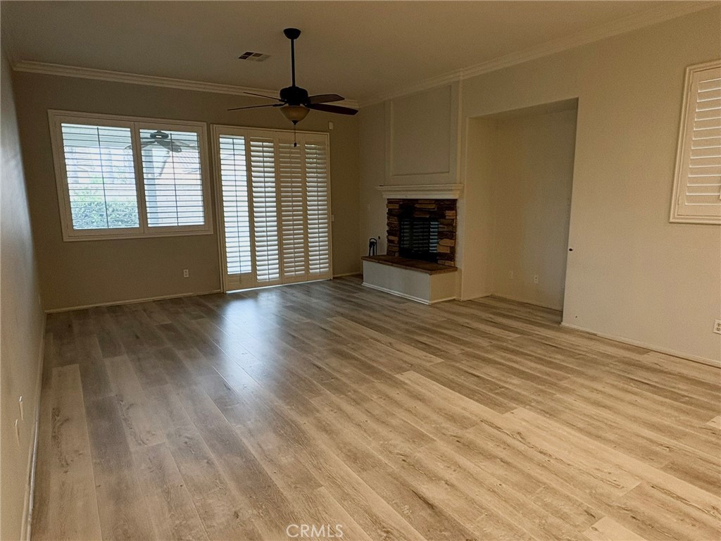 12169 Wembley Court Property Photo 9