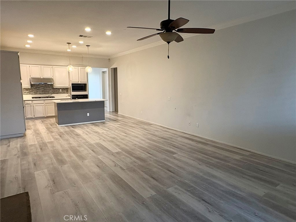 12169 Wembley Court Property Photo 10