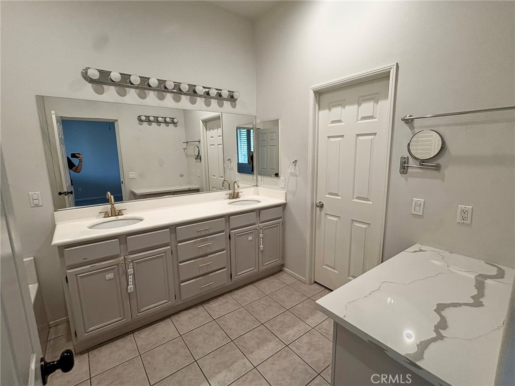 12169 Wembley Court Property Photo 25
