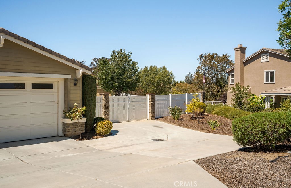 31645 Melvin Street Property Photo 4
