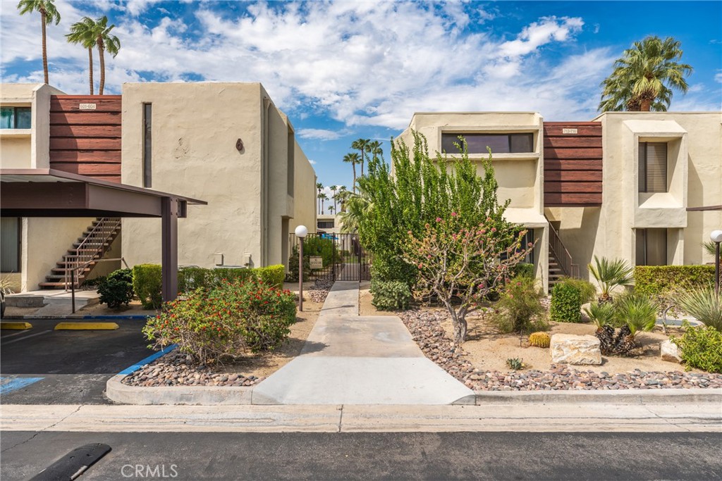 1655 E Palm Canyon 708 Property Photo 48