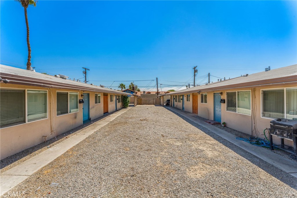 45304 Park Property Photo 3