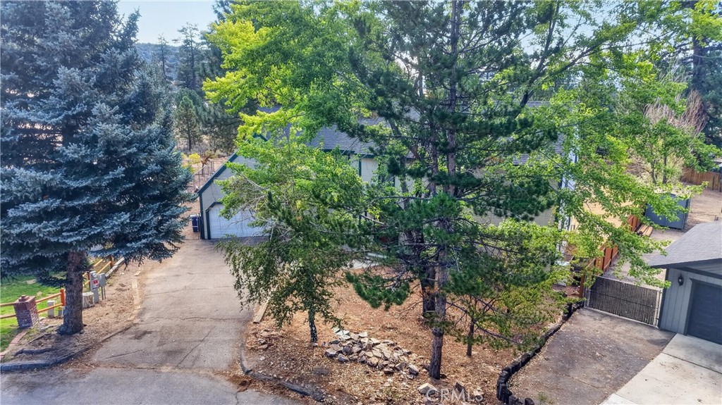 1120 Gold Mountain Drive Property Photo 3