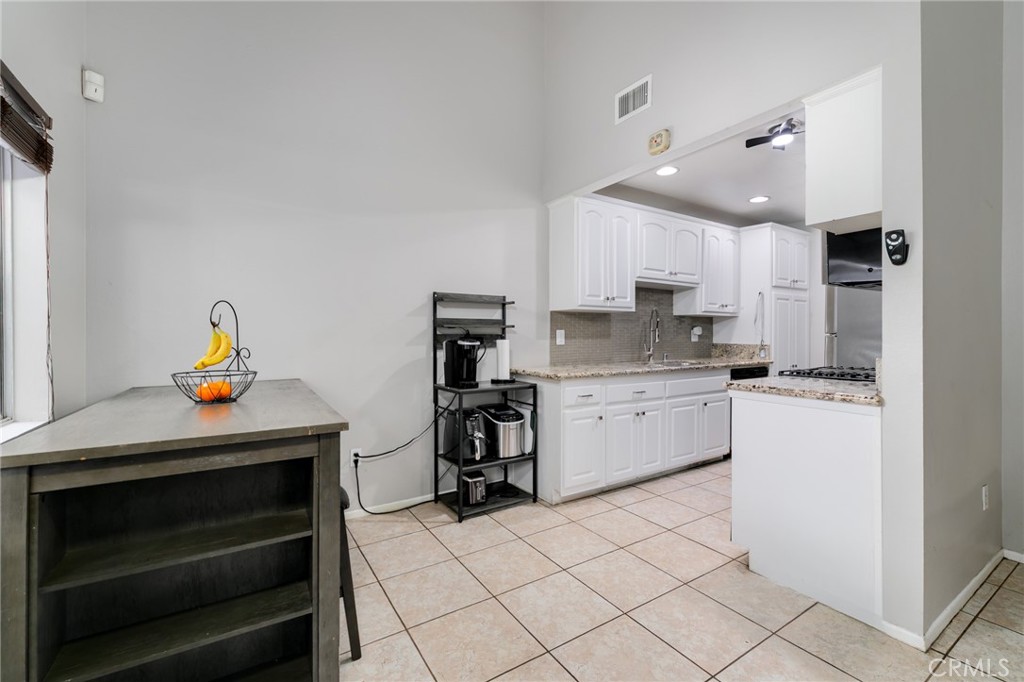 1439 Fredericks Property Photo 7