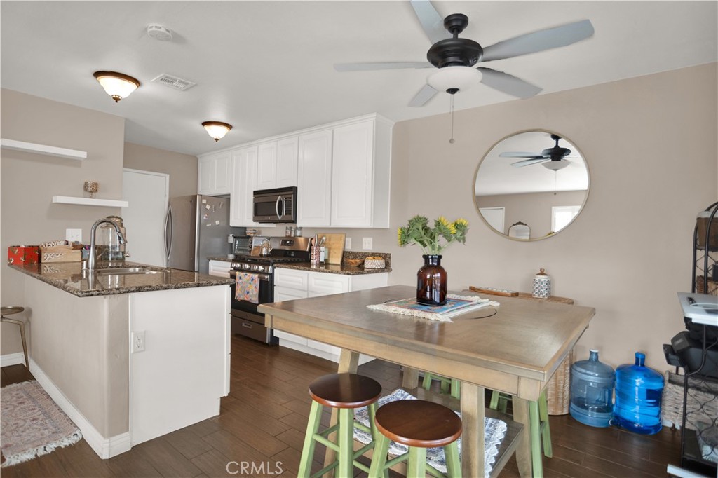 4503 Donner Court Property Photo 3