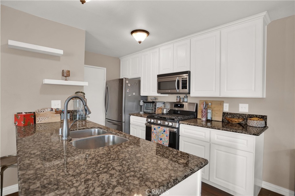 4503 Donner Court Property Photo 5