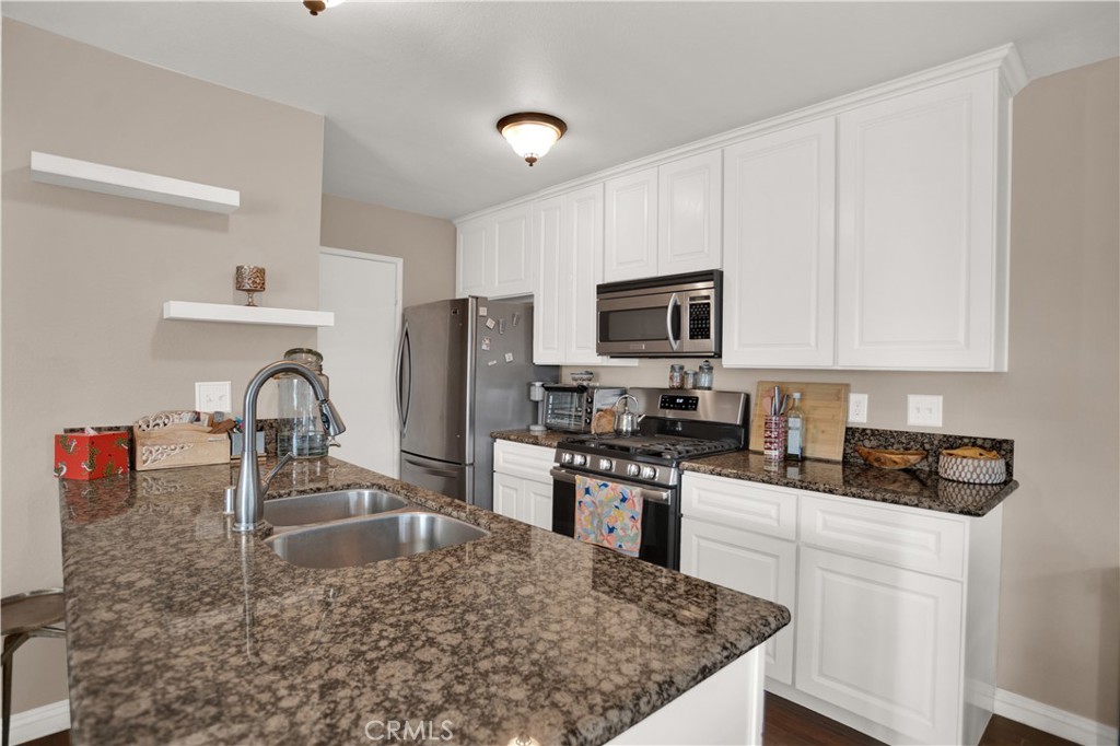 4503 Donner Court Property Photo 5