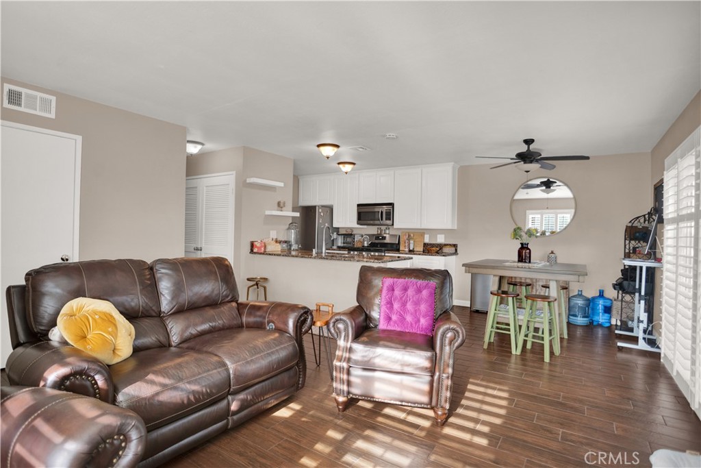 4503 Donner Court Property Photo 8