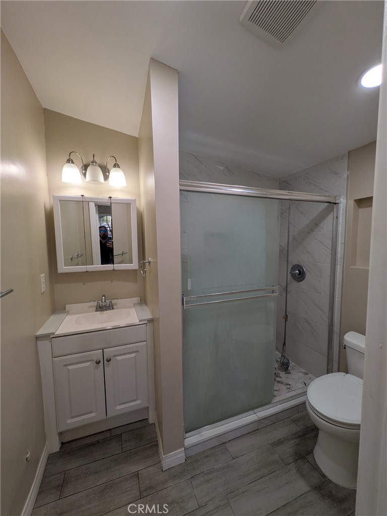 1231 S Duncan Property Photo 5