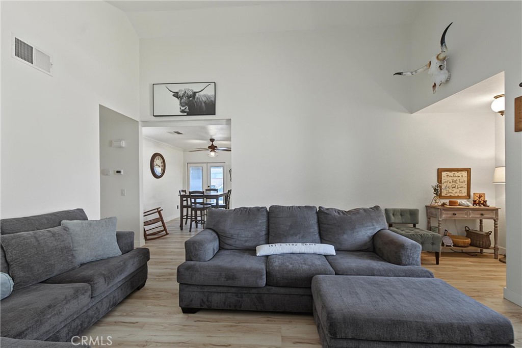 7363 Berkshire Avenue Property Photo 10