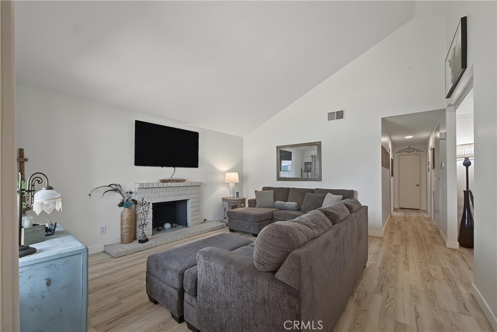 7363 Berkshire Avenue Property Photo 12