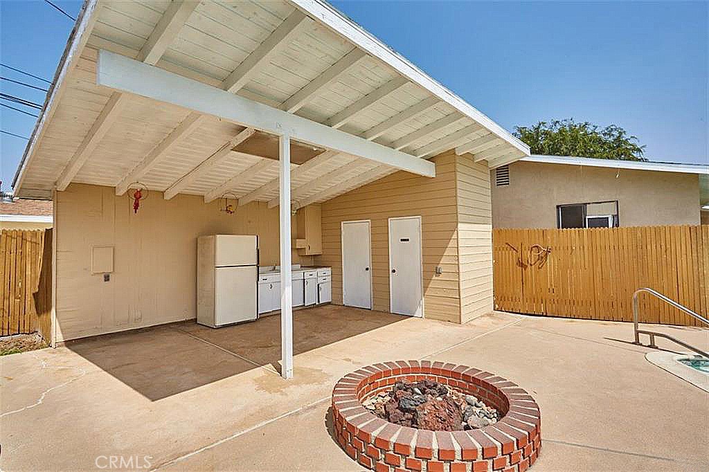 9844 E Lemon Ave Property Photo 4