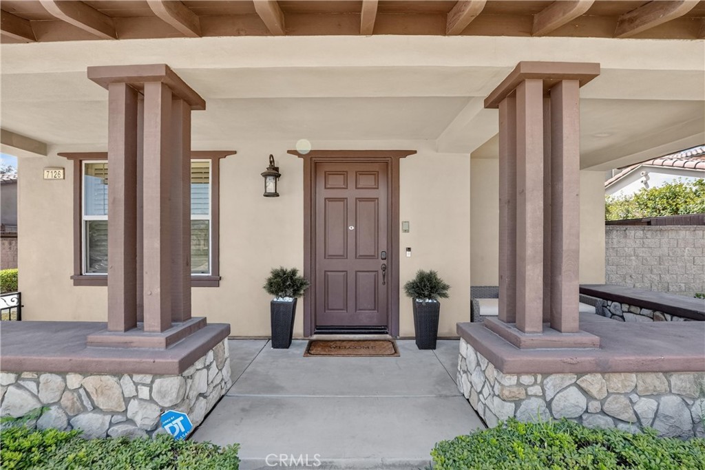 7126 Pasture Court Property Photo 4