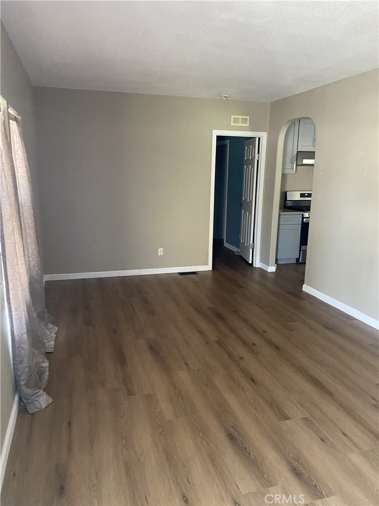1155 S Riverside Drive 76 Property Photo 2