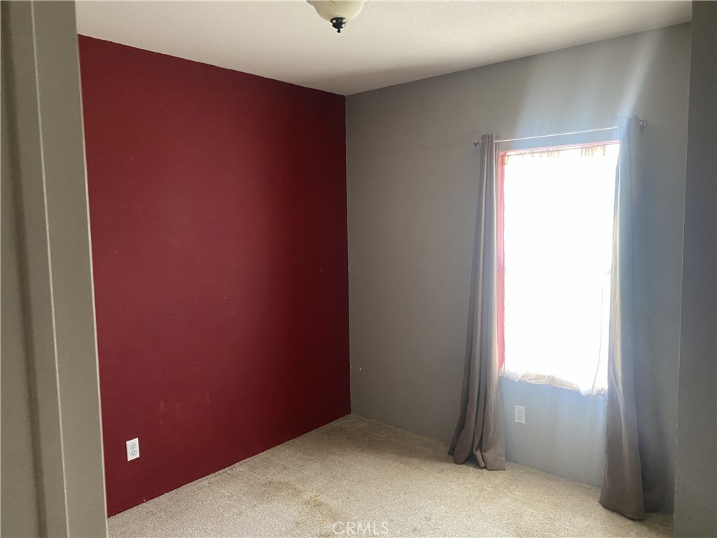 1155 S Riverside Drive 76 Property Photo 15