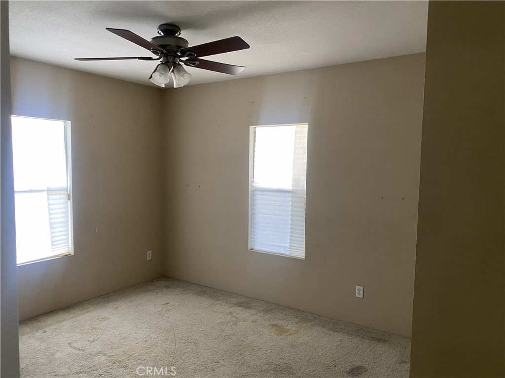 1155 S Riverside Drive 76 Property Photo 16