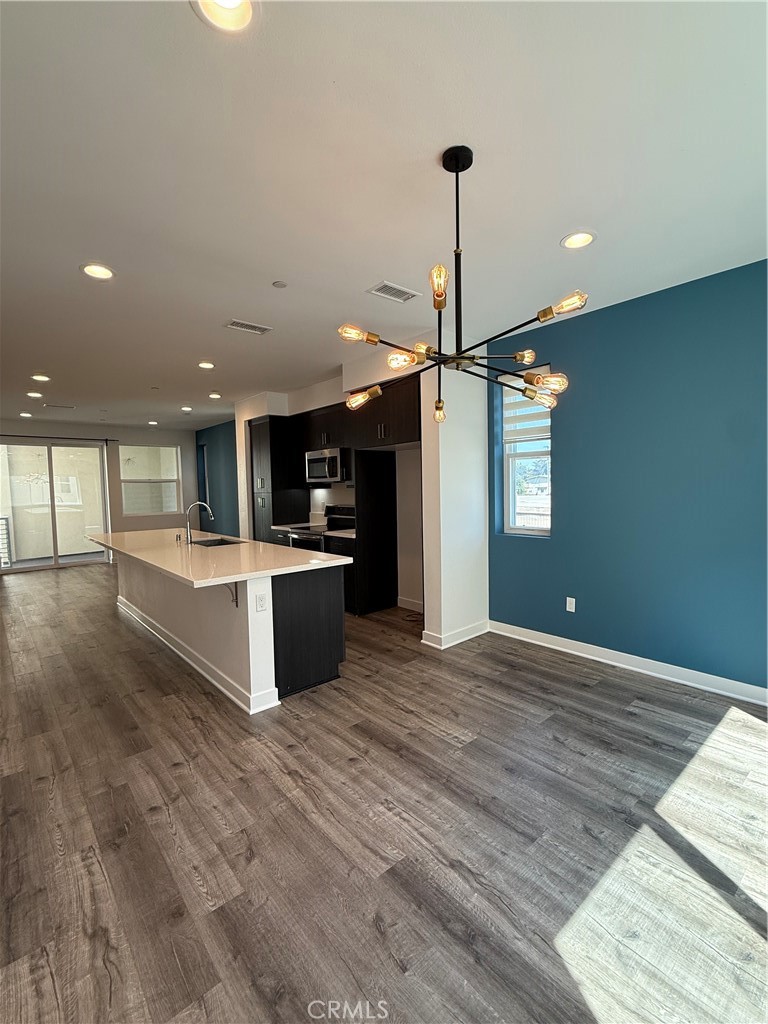 820 Aloe Pl Property Photo 6