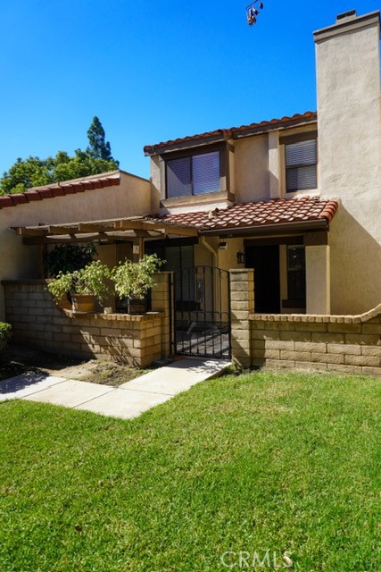 9785 Louise Way Property Photo 1