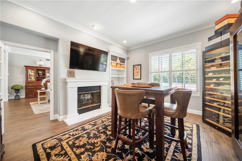 2505 Featherwood Street Property Photo 13