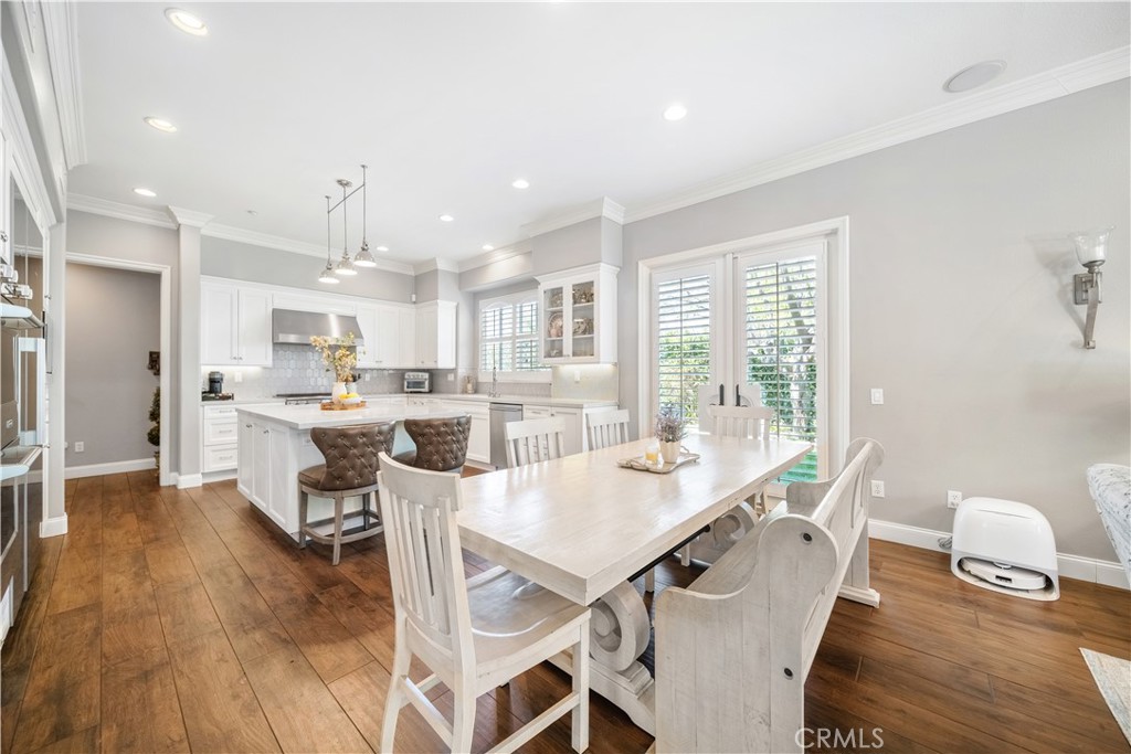 2505 Featherwood Street Property Photo 18
