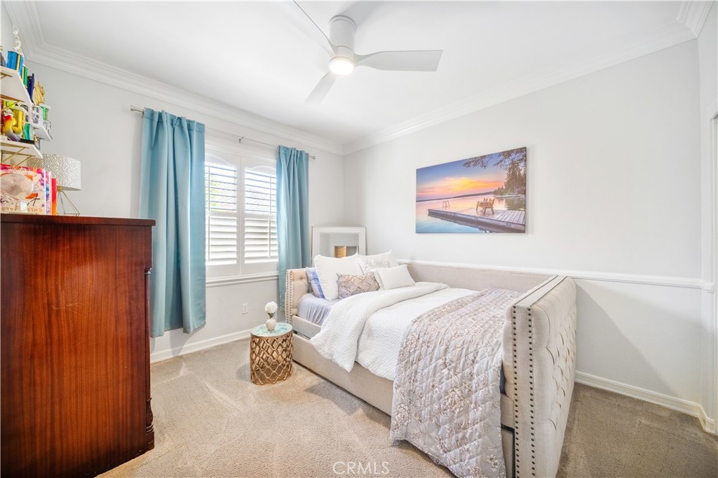2505 Featherwood Street Property Photo 36