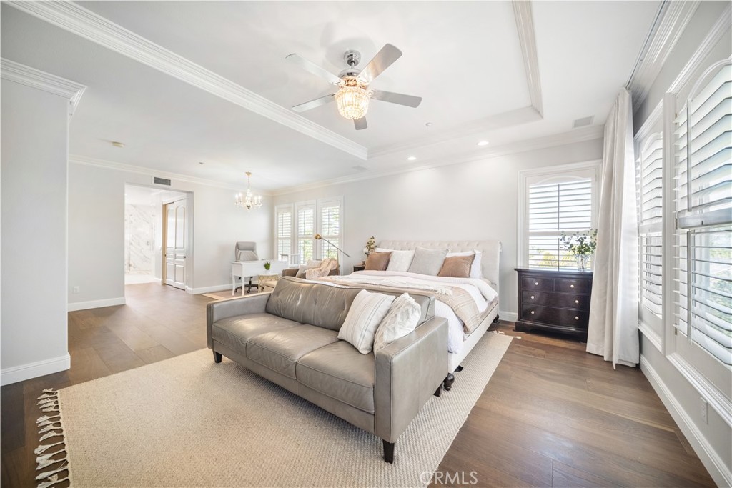 2505 Featherwood Street Property Photo 40