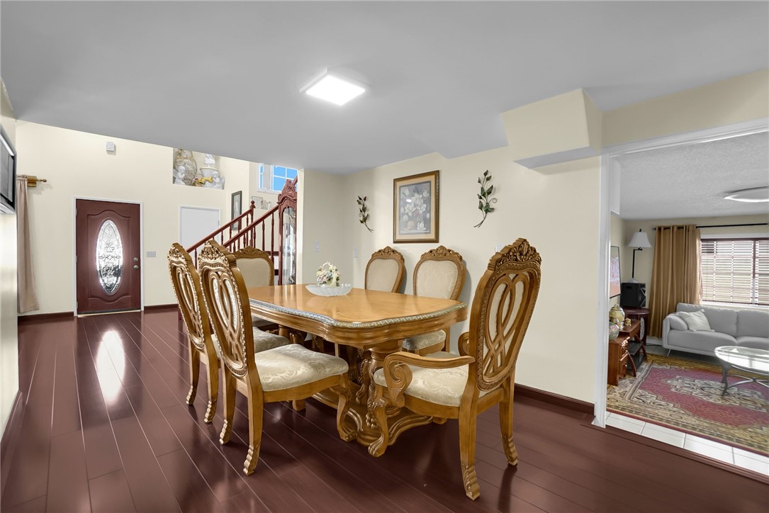 819 S Olive Avenue Property Photo 13