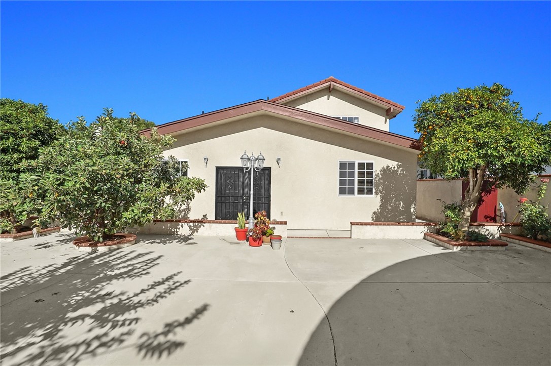 819 S Olive Avenue Property Photo 32