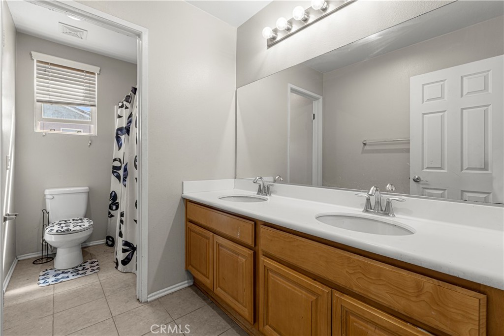 658 Winter Pine Street Property Photo 24