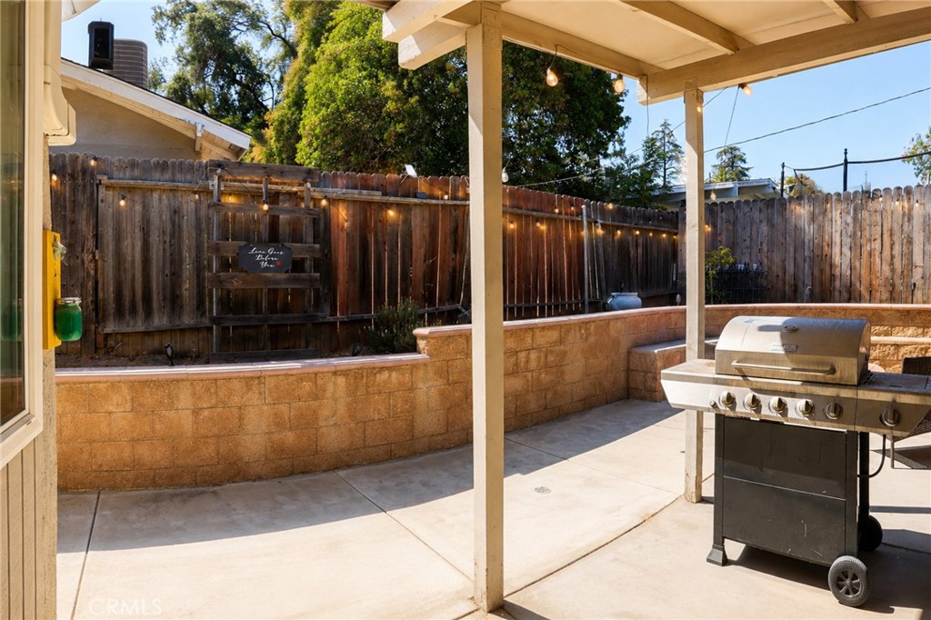 1216 San Jacinto Property Photo 15