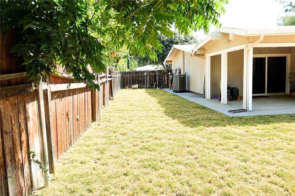 1216 San Jacinto Property Photo 24