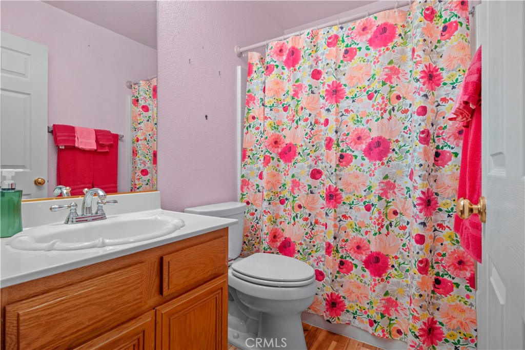 1062 Sheffield Place Property Photo 15